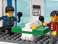 Конструктор LEGO  Полицейский участок (60246)