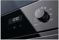 Духовой шкаф Electrolux EOE5C71Z черный