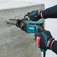 Перфоратор MAKITA HR 1841 F в чем. (470 Вт, 1.6 Дж, 2 реж., патрон SDS-plus, вес 2.6 кг)