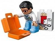 Конструктор LEGO  (10527) Скорая помощь