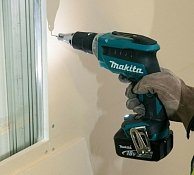 Шуруповерт Makita DFS 452 TJX2  зеленый 195507