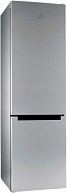 Холодильник с морозильником Indesit  DS 4200 SB