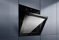 Духовой шкаф Electrolux EOD3C70TK черный